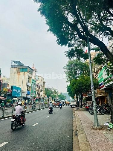 113 - 115 Xô Viết Nghệ Tĩnh, Phường 17, Quận Bình Thạnh.