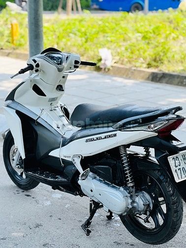 Honda Air Blade 110Fi Trắng Chính Chủ Biển HN ĐỜI CHÓT