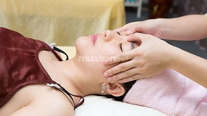 Xoa bóp bấm huyệt thư giãn cho chị em giờ vàng 