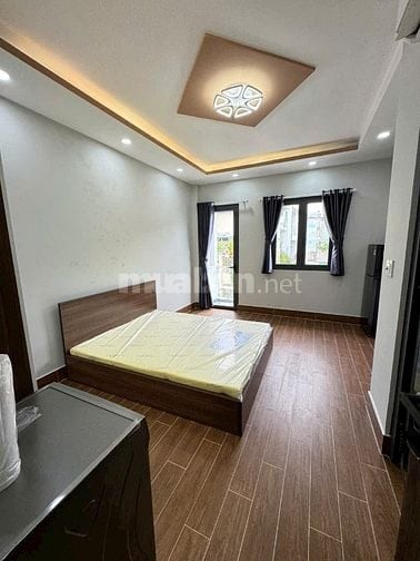 Bán căn hộ dịch vụ cao cấp đường Lạc Long Quân, Phường 3, Quận 11