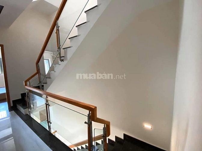 Bán nhà KDC Sadeco Phước Kiển ,DT:5x19 , 1 Trệt 2,5 lầu.Giá : 12,7Tỷ 