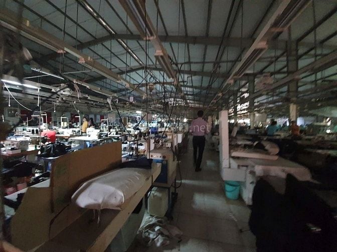 Bán đất + nhà ở cấp 3 + 03 nhà xưởng  mặt tiền đường số 12