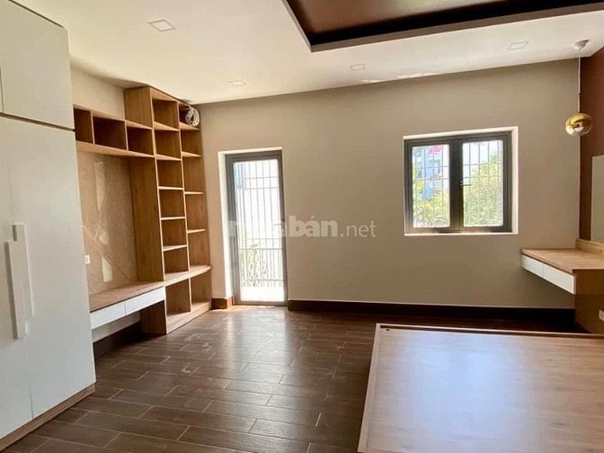 Bán nhà KDC Sadeco Phước Kiển ,DT:5x19 , 1 Trệt 2,5 lầu.Giá : 12,7Tỷ 