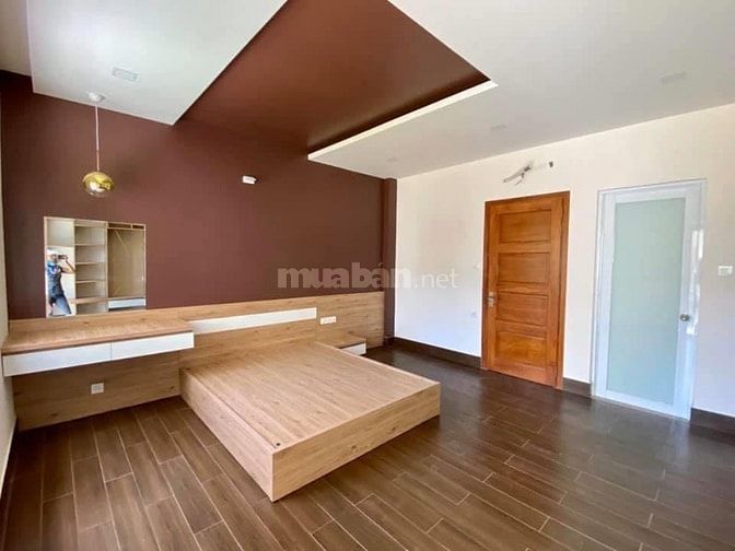 Bán nhà KDC Sadeco Phước Kiển ,DT:5x19 , 1 Trệt 2,5 lầu.Giá : 12,7Tỷ 