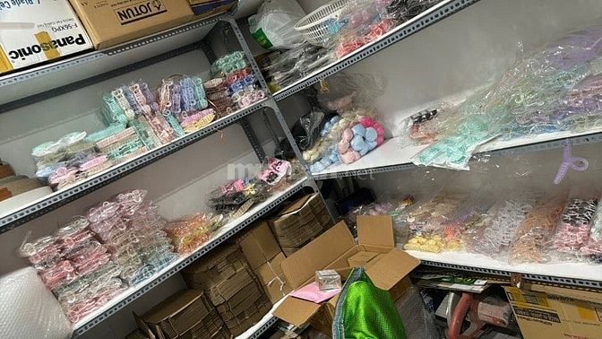 BRILA ACCESSORIES  TUYỂN NHÂN VIÊN ĐÓNG GÓI HÀNG, KIỂM KHO PART-TIME |