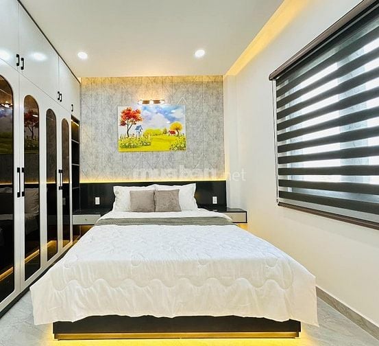 Bán gấp nhà 4 lầu 51m² đường Dương Quảng Hàm P5 Gò Vấp. Giá 2 tỷ450 