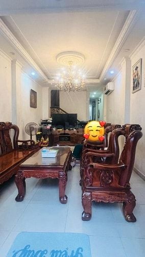 Bán nhà Nguyễn Thái Bình Q1 5 tầng thang máy 81m2 chỉ 19 tỷ.