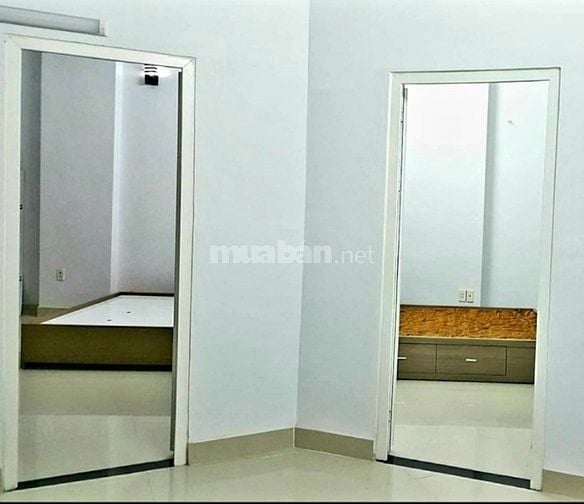 Cho thuê 3 tầng Đường 2-9. MT rộng 13m. Q Hải châu TTTP Đà nẵng