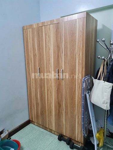 Thanh lý bộ giường 1m6x2m và tủ quần áo 3 cánh gỗ công nghiệp