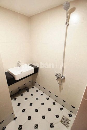 GV - Bán Tòa Nhà Căn Hộ Dịch Vụ 160m2, 7 Tầng, Thu Nhập 130 Tr/Tháng.