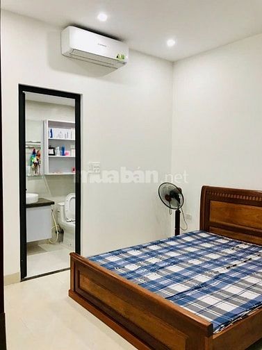 Cho thuê nhà phố Ngọc Trì, Long Biên, 90m2, 2 tầng, nội thất cao cấp