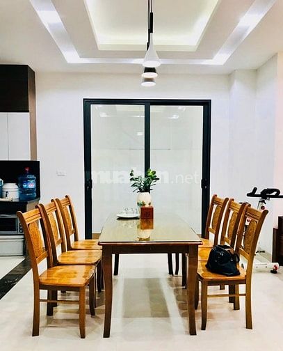 Cho thuê nhà phố Ngọc Trì, Long Biên, 90m2, 2 tầng, nội thất cao cấp