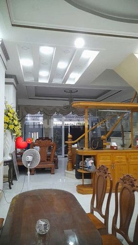 Bán nhà tên Lửa, Bình Tân tuyệt đẹp, 4 lầu ,
80m2,5PN chỉ 10 tỷ