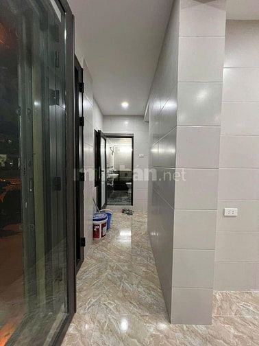 Bán căn hộ phố 8/3 Quỳnh Mai, Hai Bà Trưng - Hà Nội