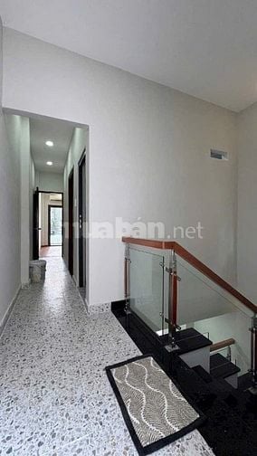 Bán nhà mặt tiền kinh doanh quận tân phú sát bên quận 11