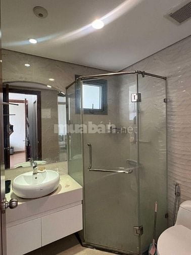 Chính chủ cho thuê căn hộ Park 12 Times City 80m2 2pn 2wc Hai Bà Trưng