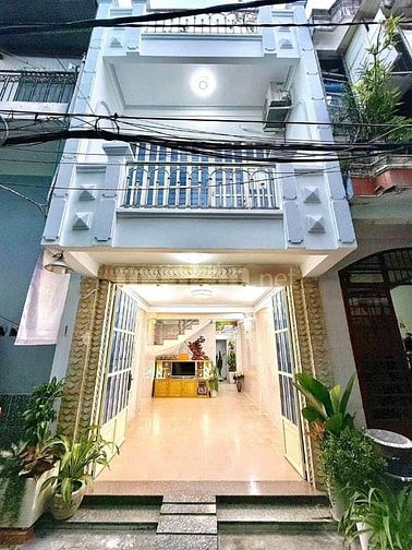 Quận 11 thông 3/2, ô tô ngủ trước cửa - Gần 40m2, 3 tầng