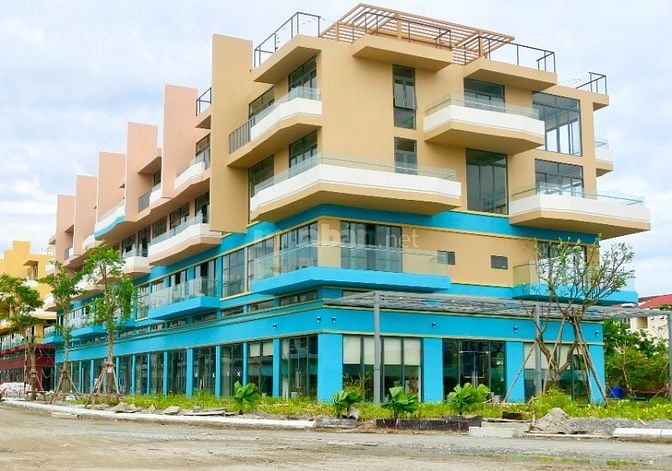 Cho thuê Shophouse 0đ mặt tiền đường xuống bãi biển 