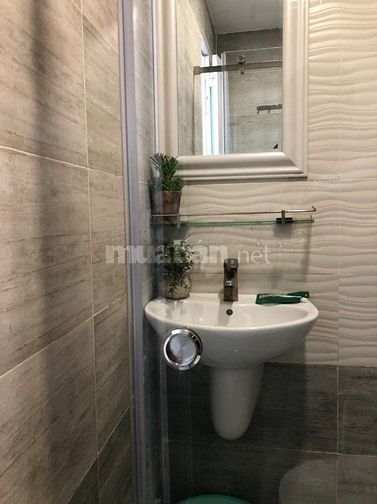 Cho thuê nhà mới  gần MT 273/6 Nguyễn Đình Chiểu, 4 lầu, 3PN, 3wc