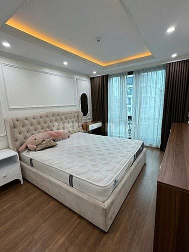 Chính chủ cho thuê căn hộ cc 2 ngủ 80m2