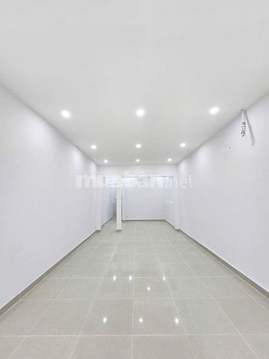 Nhà Mặt Tiền Nguyễn Xí 4.5x24m Khúc bên Đặng Thuỳ Trâm Gần Văn Lang