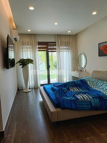 Bán Villa Long An cạnh Tphcm 3000m2, sân 
vườn,ao cá tuyệt đẹp chỉ 27