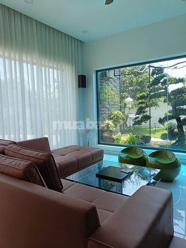 Bán Villa Long An cạnh Tphcm 3000m2, sân 
vườn,ao cá tuyệt đẹp chỉ 27