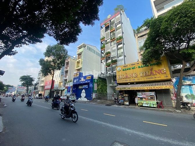 Bán building 10 Tầng mặt tiền Phổ Quang, Tân Bình. DT 7.3*26m, 188m2