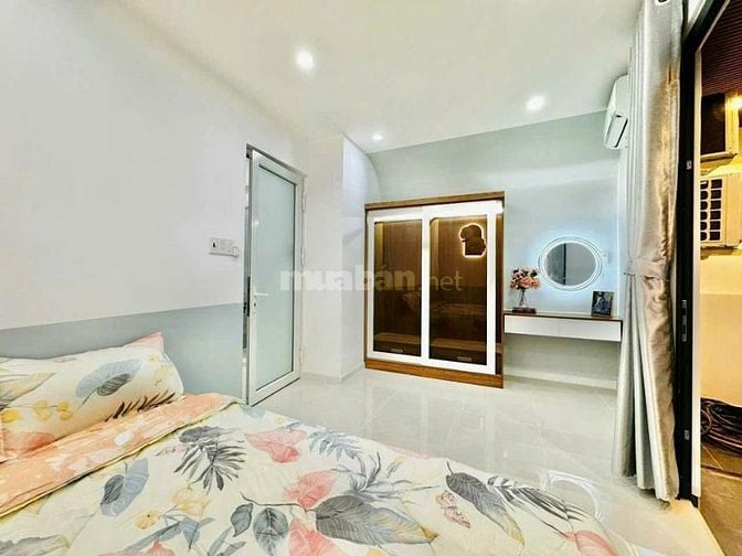 Bán nhanh nhà 2 lầu, 42m2, sổ hồng chính chủ, Huỳnh Thị Hai, Quận 12