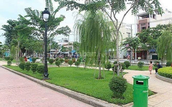 Cho thuê nhà làm căn hộ dịch vụ 12 phòng ngủ, 1 trệt 3 lầu, 100m2 