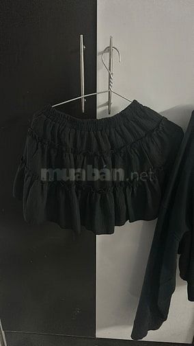 Set đồ bao gồm váy và áo khoác croptop(sốp có bán lẻ nha các tình yêu)