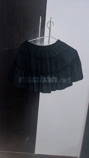 Set đồ bao gồm váy và áo khoác croptop(sốp có bán lẻ nha các tình yêu)