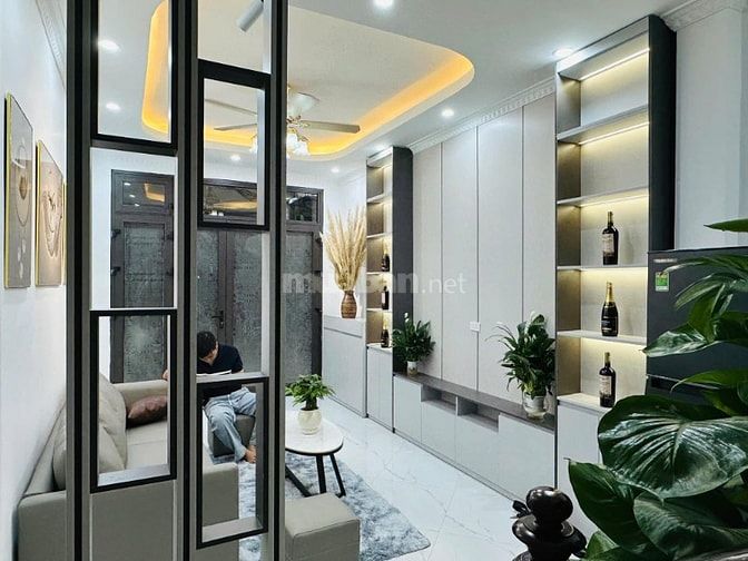  nhà mới phố Minh Khai quận Hai Bà Trưng 30m2 5 tầng giá nhỉnh 5 tỷ