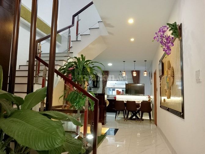 Villa siêu đẹp sát biển Đà Nẵng 5 phòng ngủ full nội thất  cho thuê ch