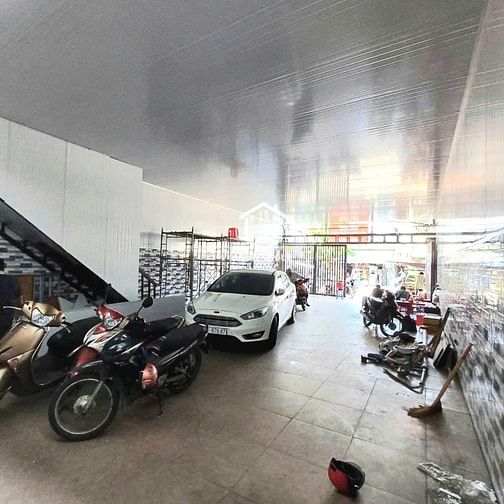 CHO THUÊ VĂN PHÒNG + MBKD, SHOWROOM, MẶT TIỀN ĐƯỜNG 10M, GẦN GIGAMALL 