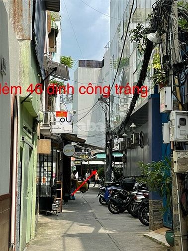 Bán gấp nhà H4m Đình Công Tráng, Quận 