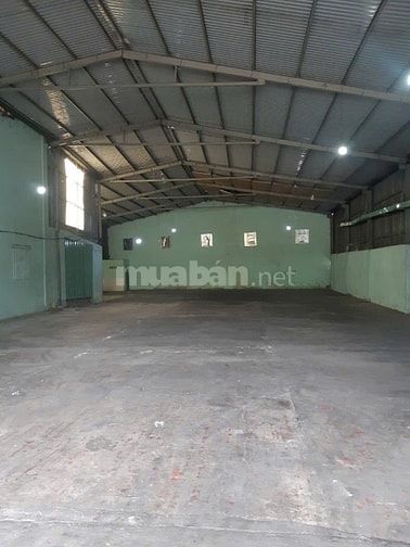 Cho thuê kho xưởng mặt tiền diện tích lớn 1600m2  - Gía 60 Triệu/Tháng