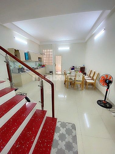 4 tầng đúc BTCT- MT PhạmThếHiển P7Q8 SHR hoàn công đủ , tặng NT 100m2