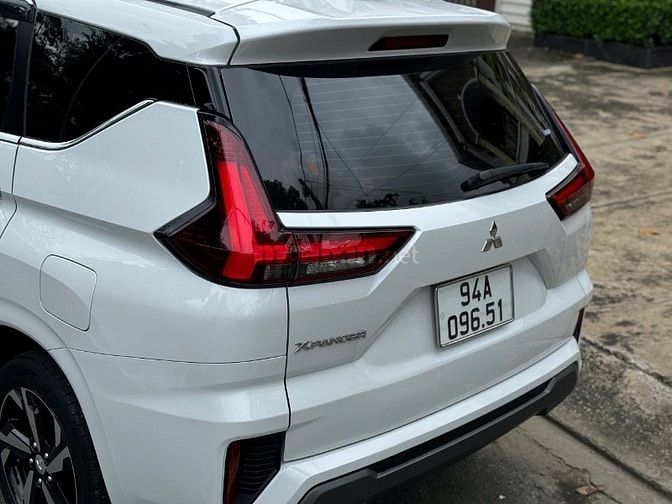 Bán xe Mitsubishi Xpander Prenium Vin 2023 mua mới T12/2023 màu Trắng