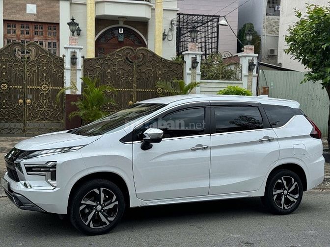 Bán xe Mitsubishi Xpander Prenium Vin 2023 mua mới T12/2023 màu Trắng