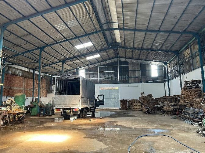 Cho thuê kho xưởng 2 mặt tiền 900m2 tại An Phú Đông, Quận 12