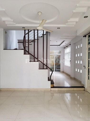 Cho thuê nhà góc 2MT đường Số 64, DT 5 x 18m, 3.5 tấm, giá 18 triệu/th