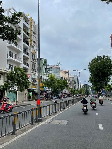 Bán nhà MT Lý Thường Kiệt, Quận 10, HĐT 180tr, DT: 6x22m, Giá 55.5tỷ