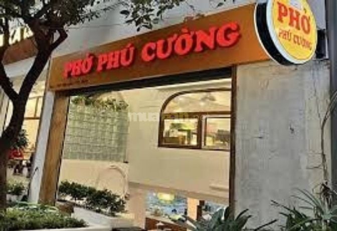 Cho thuê nhà mặt phố Khúc Thừa Dụ, DT 170m2, MT 8m, siêu đẹp