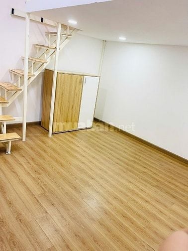 CHDV 30m2 có gác đường Giải Phóng Tân Bình chỉ 5 triệu.