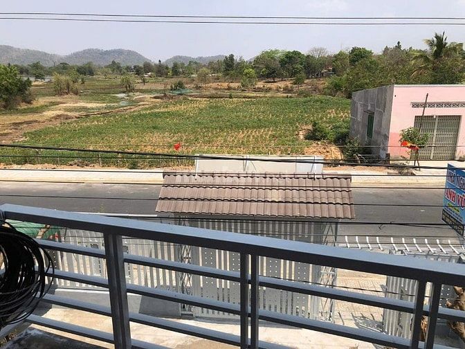 Bán nhà nghỉ Buôn Mê Thuột Đaklak 980m2,  6,5ty