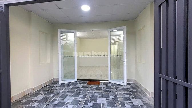 BÁN NHÀ ĐƯỜNG HT13, Q.12, HẺM XE HƠI, NHÀ MỚI