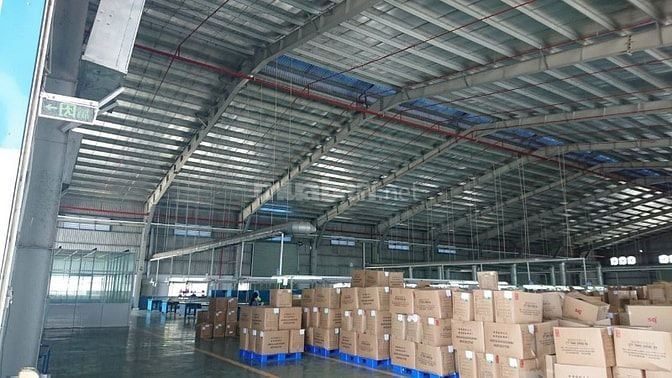 Bán kho xưởng KCN Tân Đô, Long An, KV: 14.000m2, X: 7.660m2,VP:1.050m2