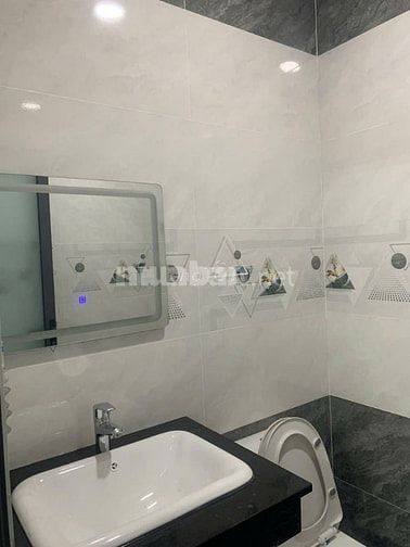 Bán nhà quận Bình Tân, diện tích 50m2 đường nhựa 6m