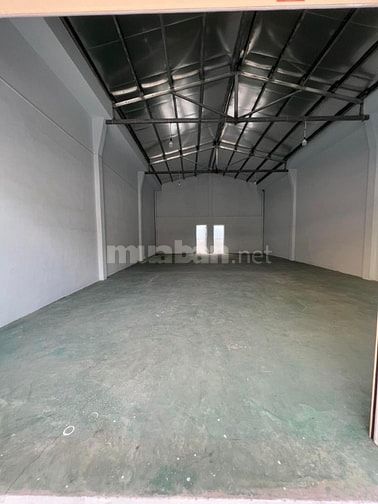 Kho xưởng 250m2 hẻm 8m đường Luỹ Bán Bích